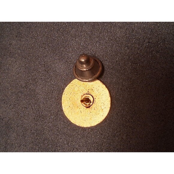 Ford Mustang Lapel Pin Blue Enamel Gold Tone Round Pony Logo Tie Tack Badge - Picture 2 of 3